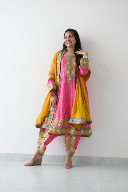 Bandhani pink punjabi suit