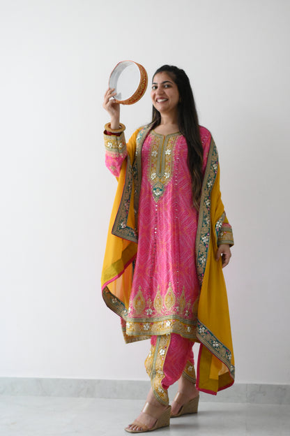 Bandhani pink punjabi suit