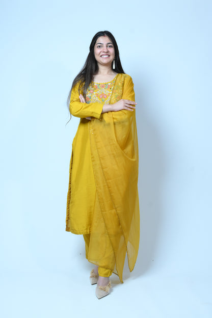 Pataudi festive set-yellow