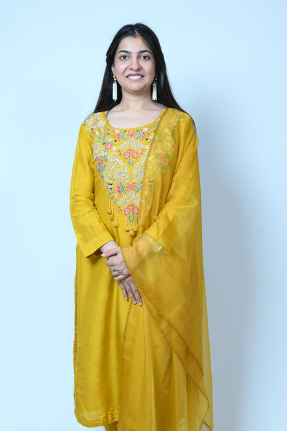 Pataudi festive set-yellow