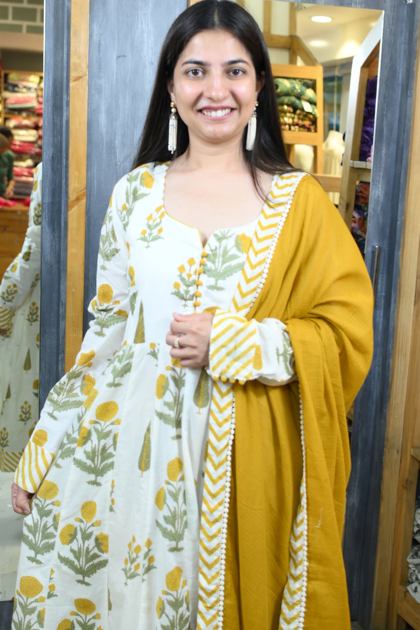 Musturd jaipuri print suit