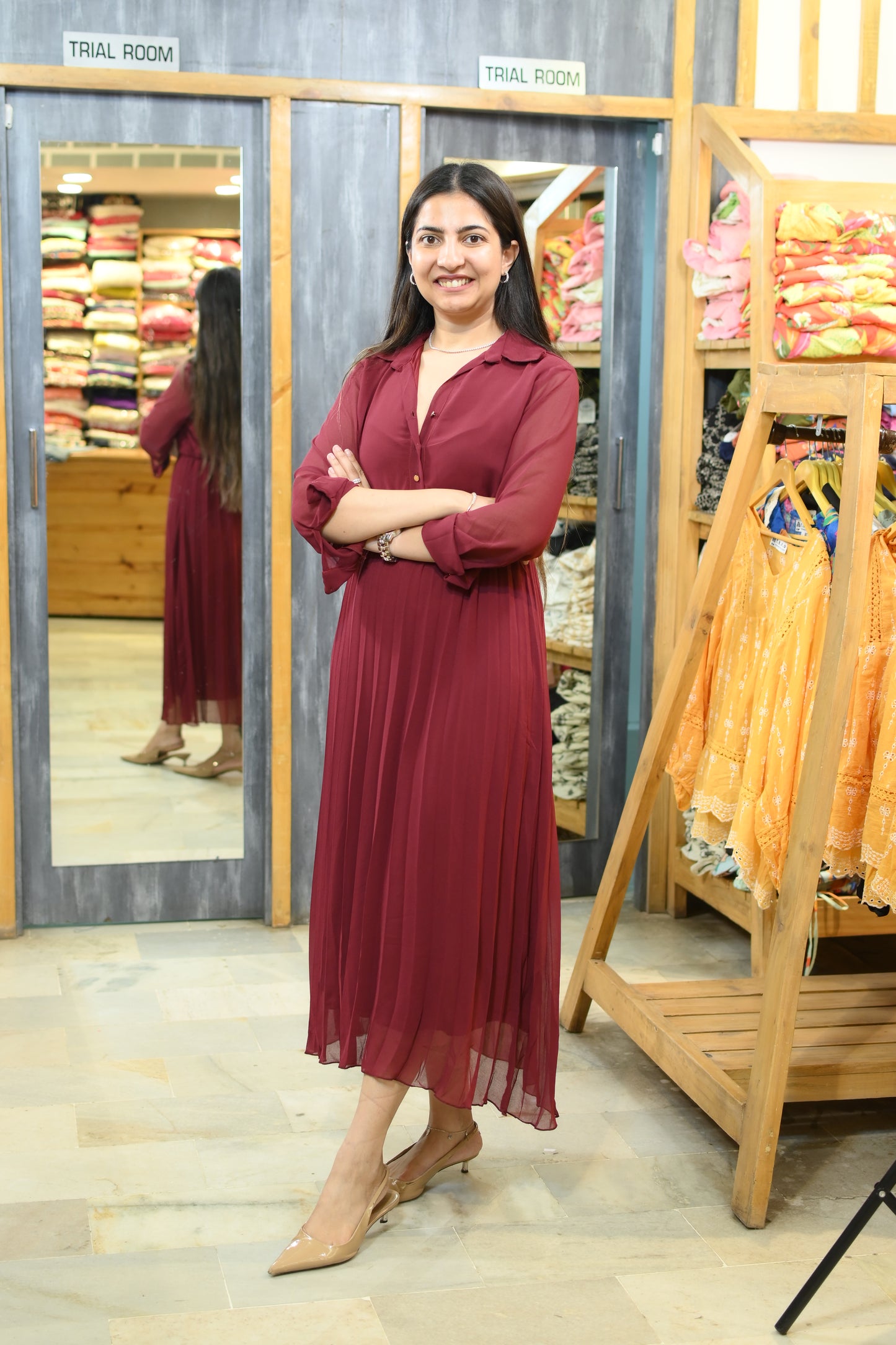 Solid pleated dress maroon