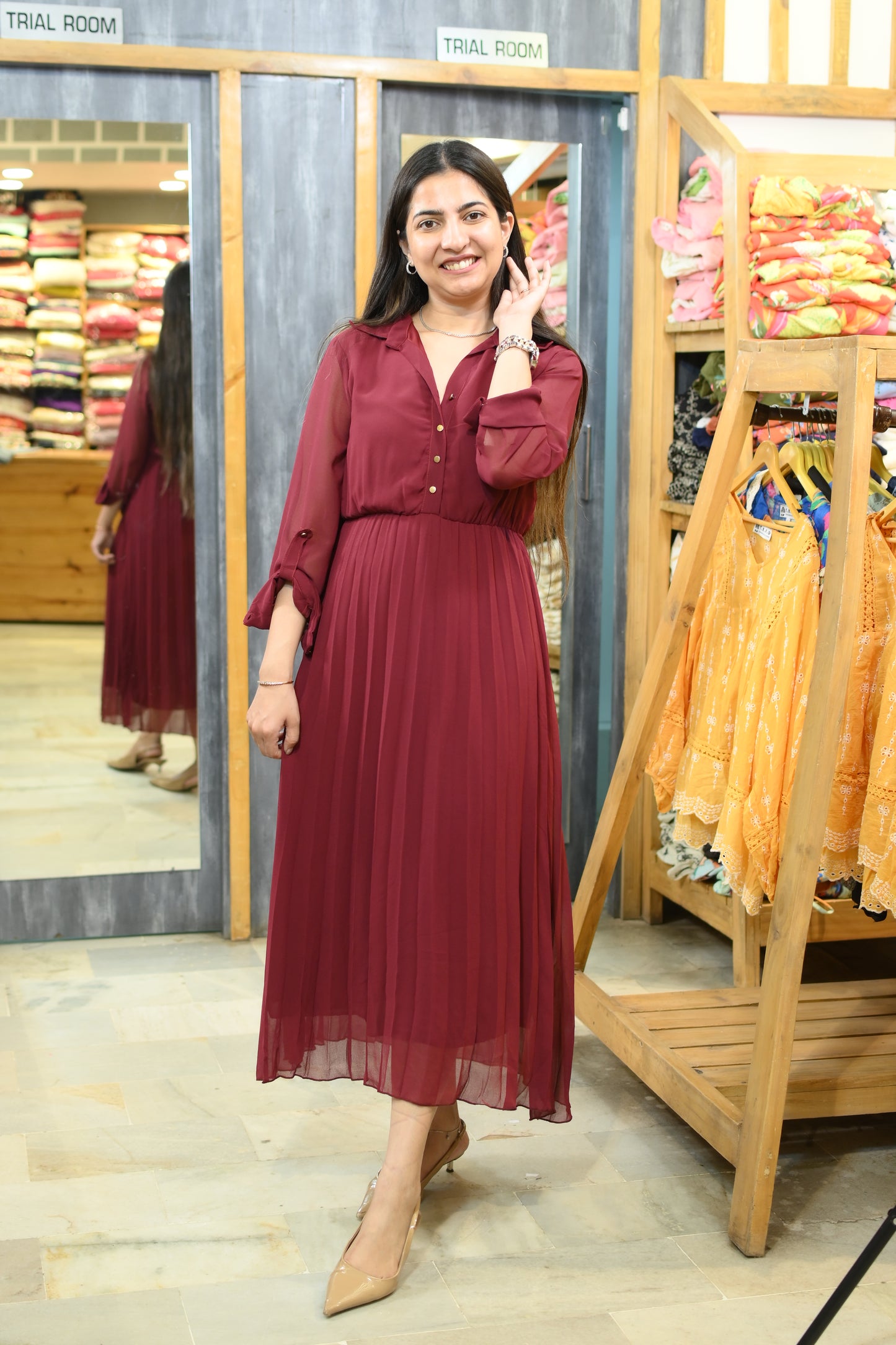 Solid pleated dress maroon