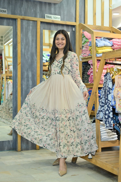 Anarkali suit beige - Yáshicá